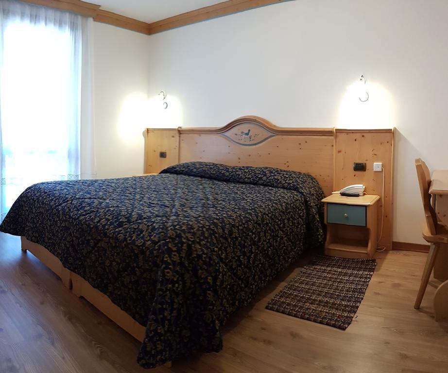 Villa Elena B&B Hotel San Martino Di Castrozza Buitenkant foto