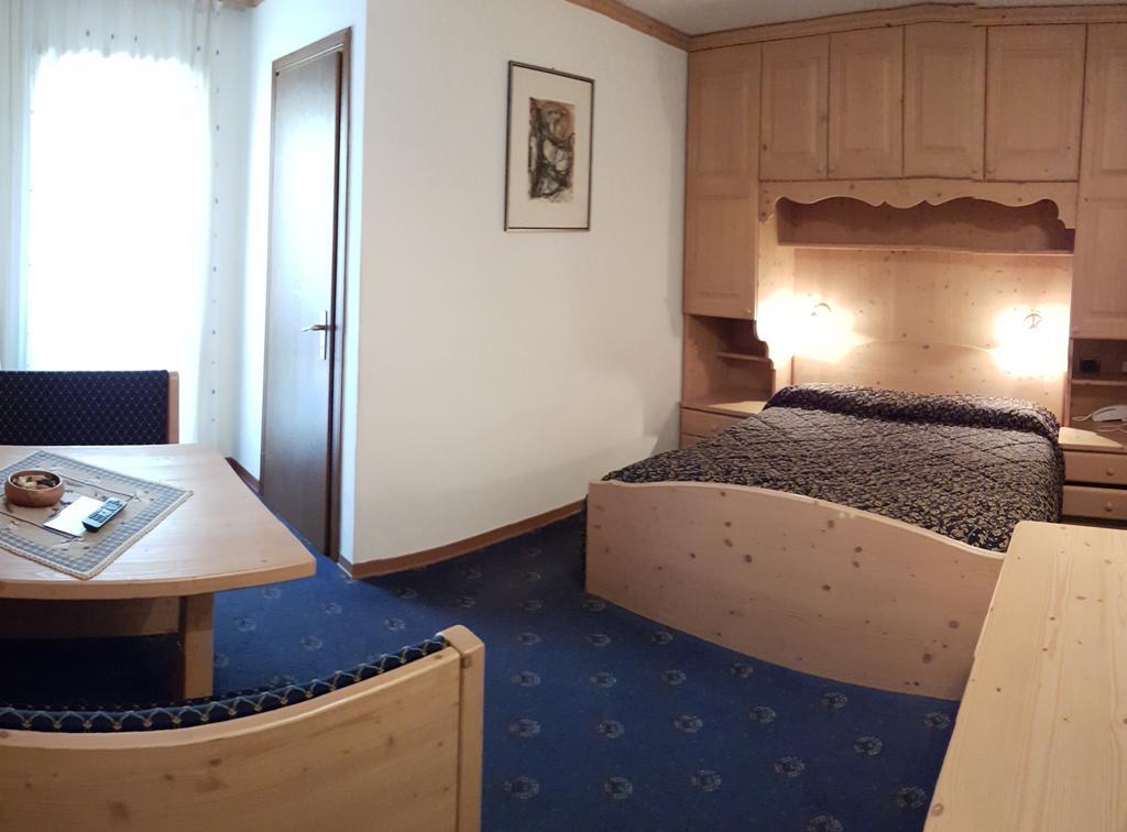 Villa Elena B&B Hotel San Martino Di Castrozza Buitenkant foto