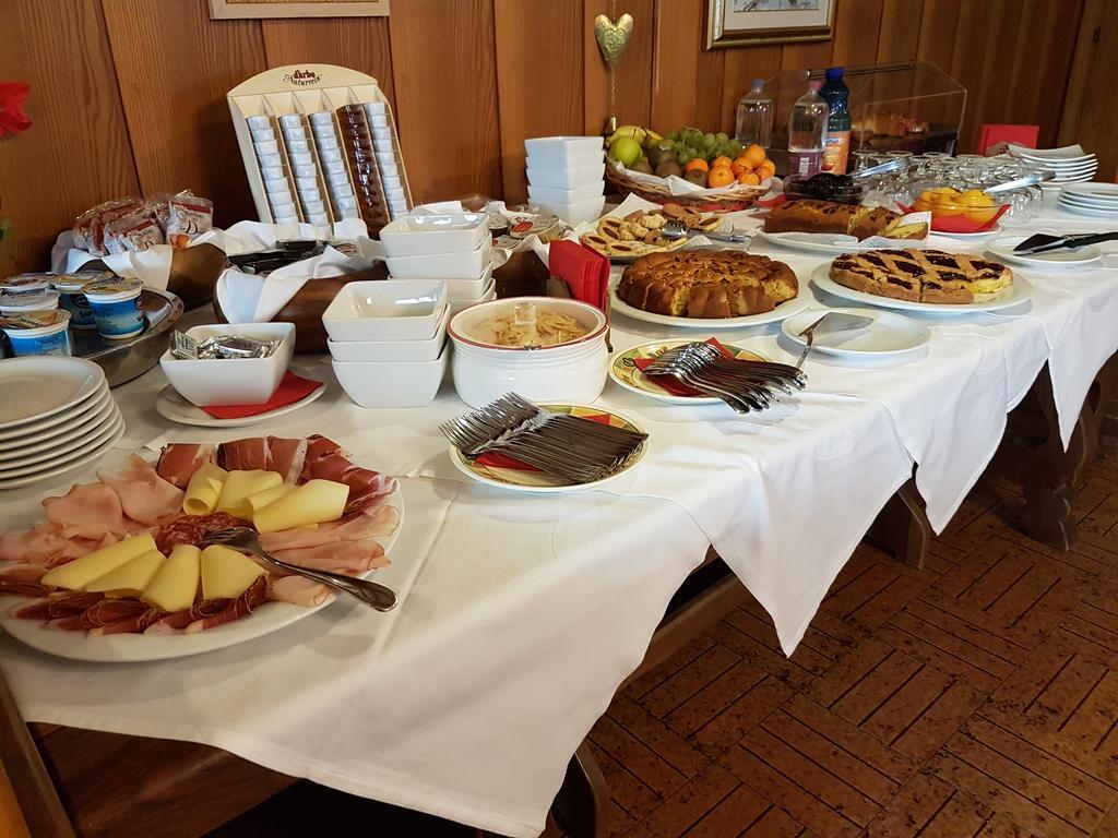 Villa Elena B&B Hotel San Martino Di Castrozza Buitenkant foto