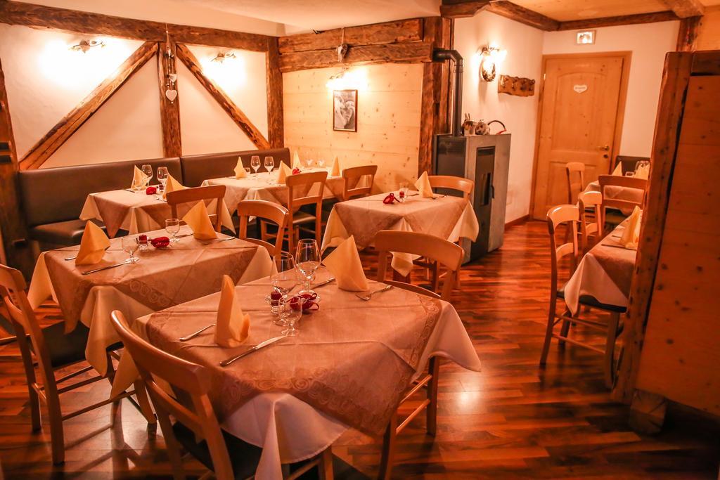 Villa Elena B&B Hotel San Martino Di Castrozza Buitenkant foto