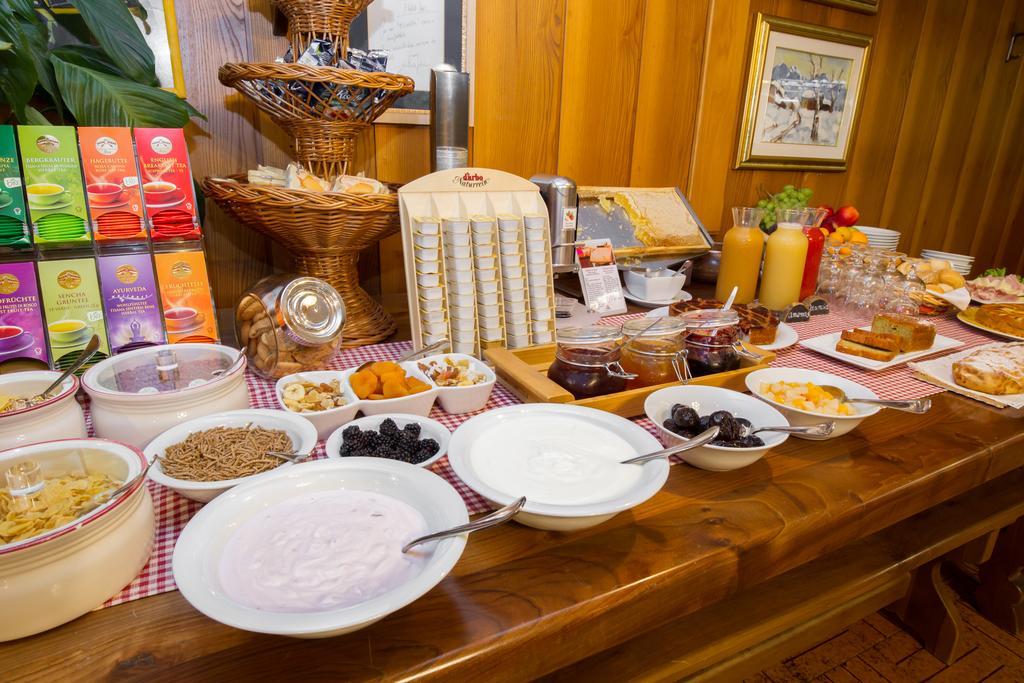 Villa Elena B&B Hotel San Martino Di Castrozza Buitenkant foto