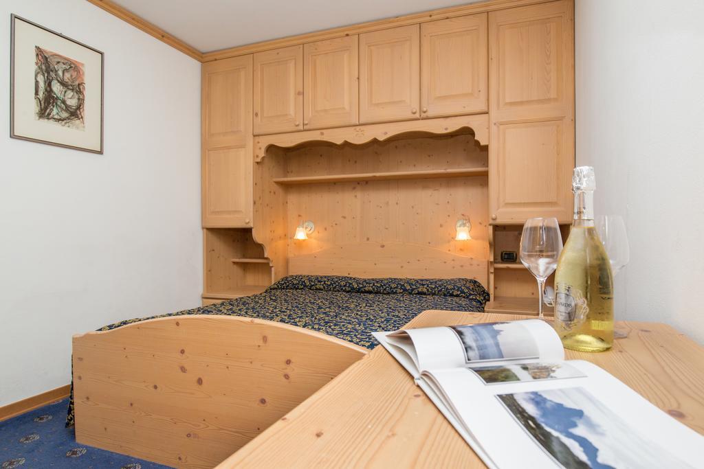 Villa Elena B&B Hotel San Martino Di Castrozza Buitenkant foto