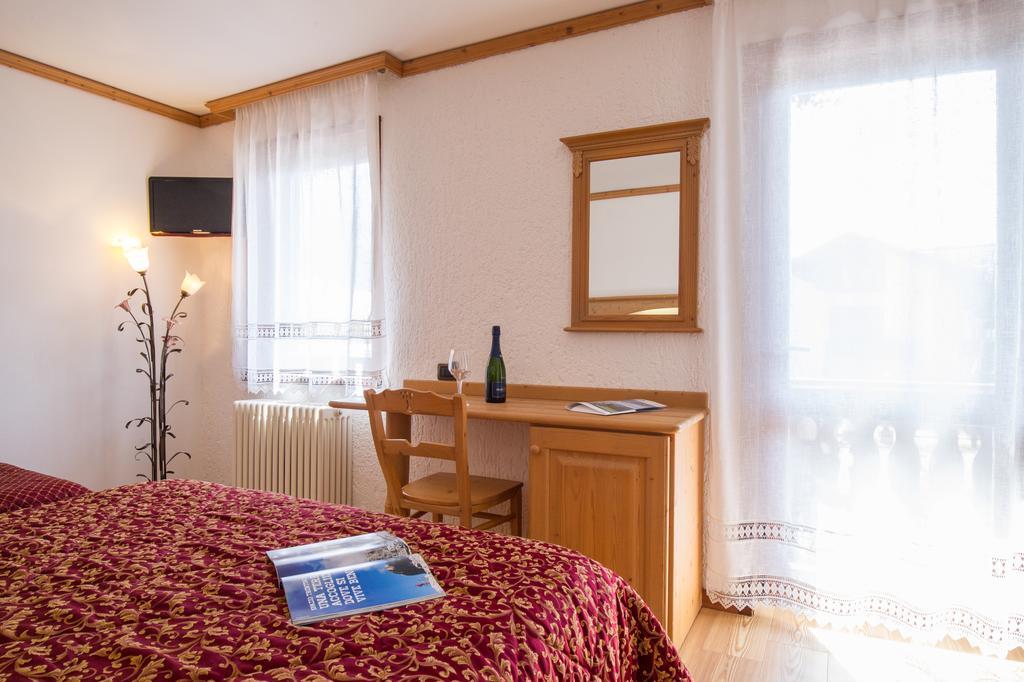 Villa Elena B&B Hotel San Martino Di Castrozza Buitenkant foto